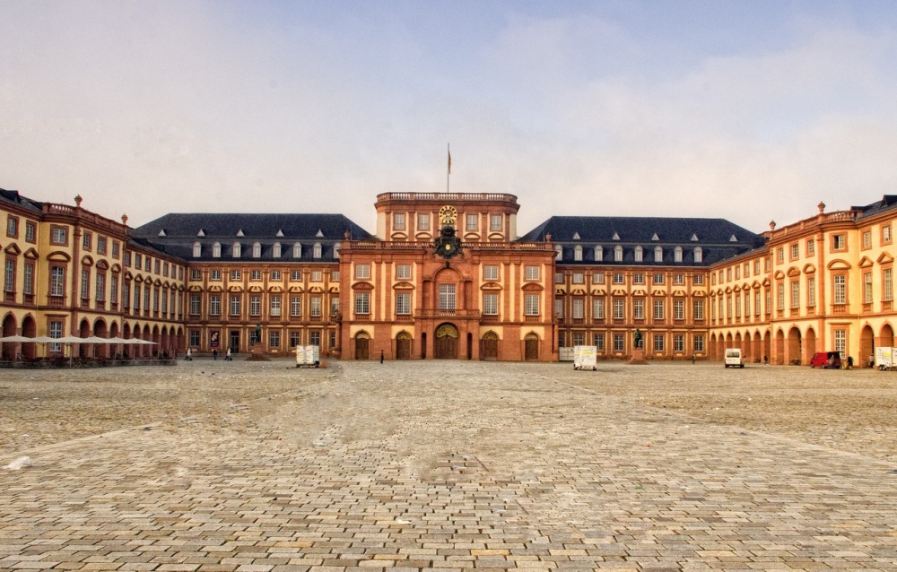 University of Mannheim: German Higher School of Economics ...